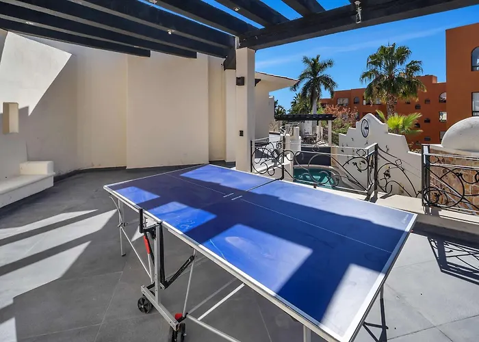 Holiday home Marbella Lane Grand 5br Oasis Getaway *
